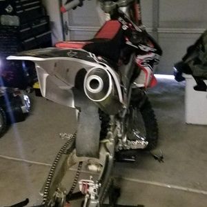 Meet your Posher, Salazar